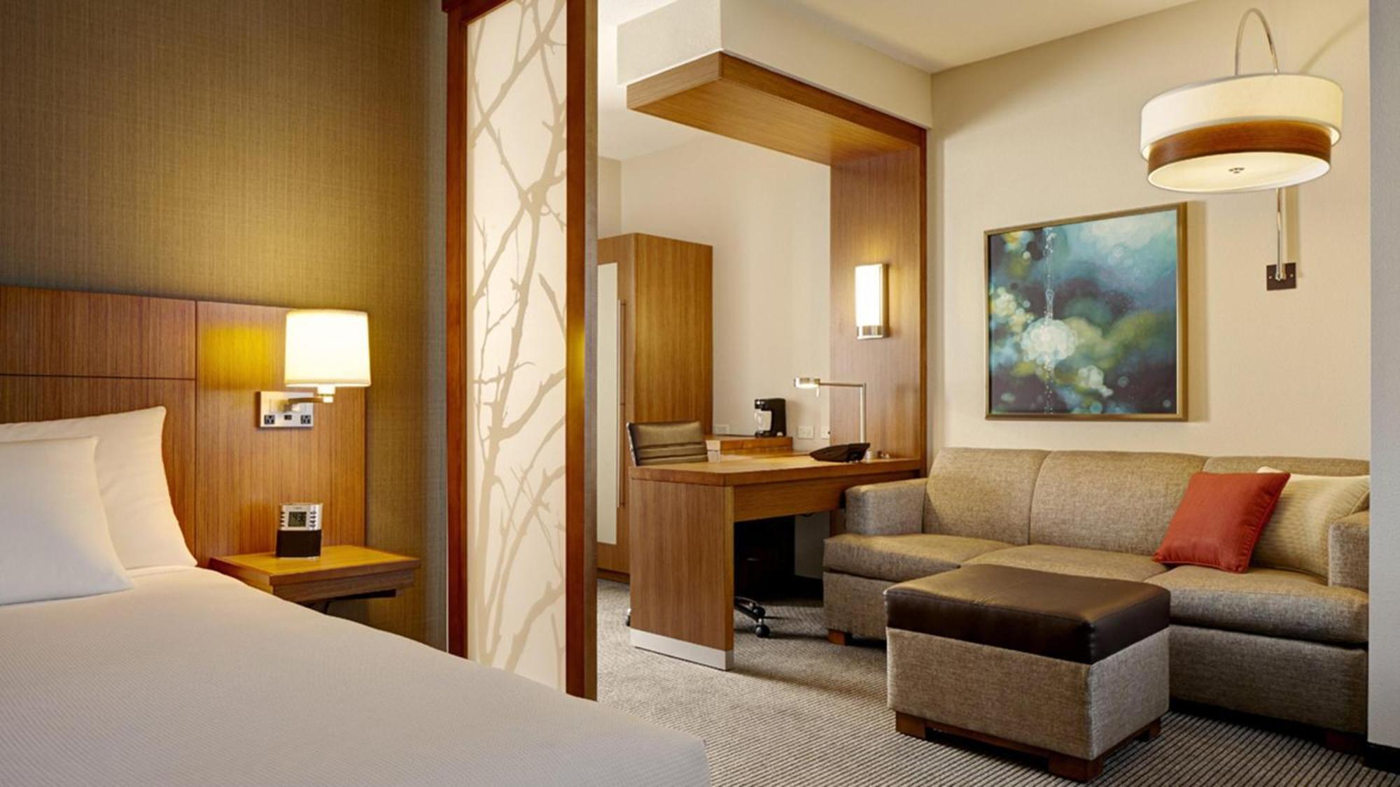 Hyatt Place At The Hollywood Casino Pittsburgh South Hotel Washington Room photo